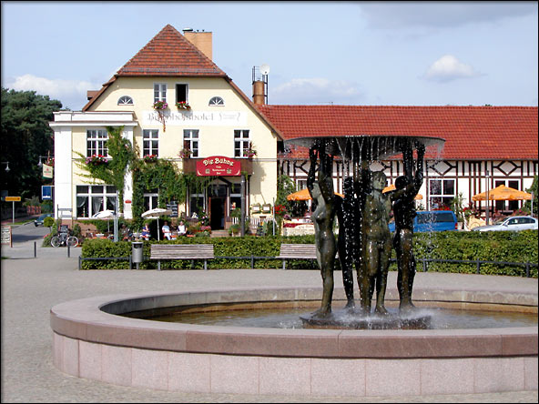 Foto: Bahnhofshotel "Die Bühne" - Bad Saarow Pieskow