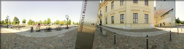 360-Grad Rundbild Haupteingang vor dem Jüdischen Museum Berlin