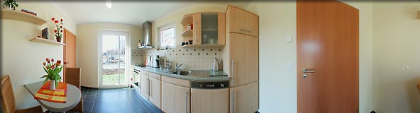 360-Grad-Panorama - Küche im Musterhaus-Eigenheim "Park Spreti"