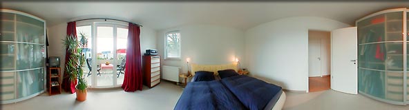 360-Grad-Panorama: Schlafzimmer der Mietwohnung in einem Alleehaus des "Schweizer Viertel"
